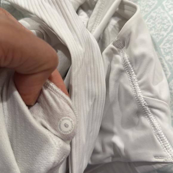 Lululemon High Neck Y-Back Train Bra
Medium Support, C/D Cup - Picture 7 of 7